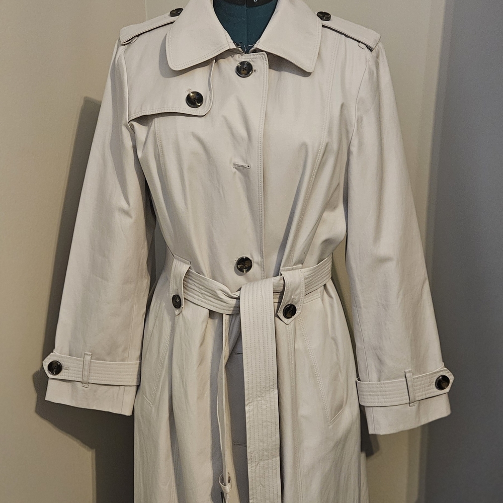 London Fog Classic Cream Trench Coat LIKE NEW